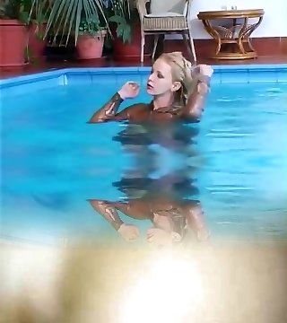 320px x 360px - Lesbian pool xxx tube videos | free plunge pool sex :: lesbians kissing in  pool