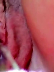 Close up of pussy lips in upskirt vid