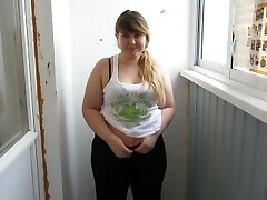 Russian, Thick Dame With By A Muff Hairy, Pee For You:)
