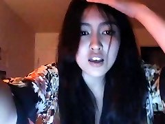 chinese displaying off her body on webcam