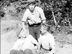 Tytot जावेद pojat samasta kylasta (1951)