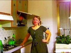 Retro Italian Housewife Kitchen Bj