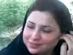 iraquí tímido lindo mujeres mostrando lechoso de la escisión