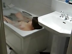 Voyeur de maduro esposa en el baño