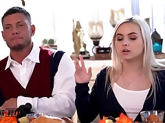 MIND Controlled THANKSGIVING FAMILY