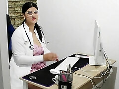At a medical meeting my super-naughty doctor fucks my pussy - Porn in Spanish