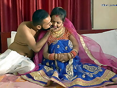 DESI BHABI’S ROMANCE IN HER WEDDING NIGHT