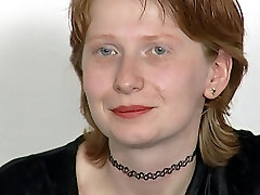 Cute redhead teen gets a plenty of of cum on her face - 90's retro fuck