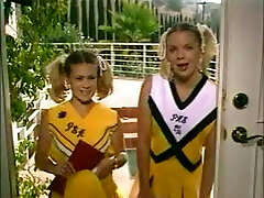 Cheerleaders Kristi and Teri Starr threesome