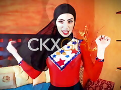 hijabi Muslimgirls webcam Muslim Arab girl webcam bare