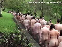 os nudistas britânicos do grupo 2