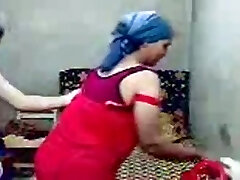 Mature Egyptian aunt sucking her husband's dick fellate