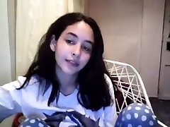 teenager adalovelacex flashing boobs on live webcam