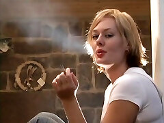 LMF Smoking - Alyssa