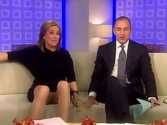 Meredith Vieira Upskirt On The TODAY Demonstrate