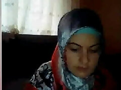turkish beautiful turbanli showing her bosoms