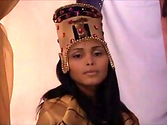 Patricia Araujo in Egyptian coition