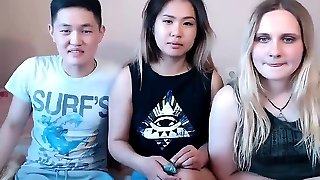 Chubby Asian amateur threesome