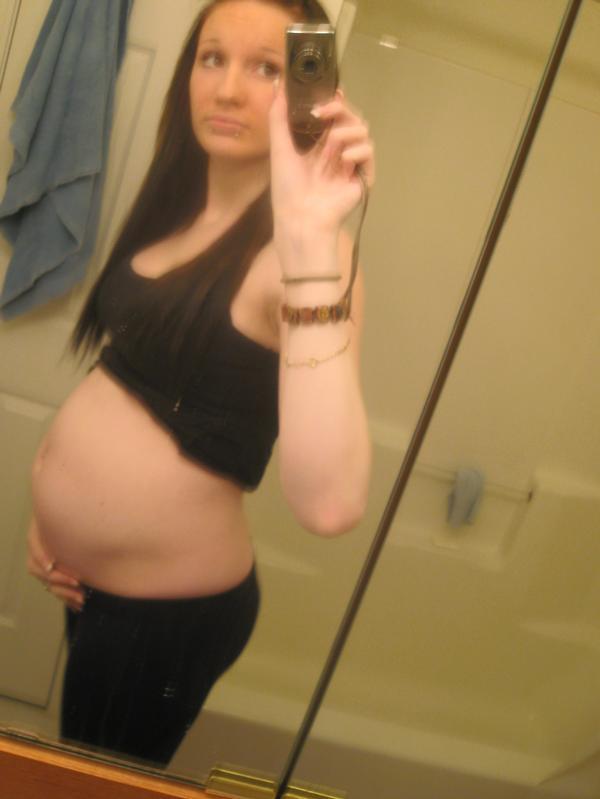 Homemade pics of amateurs pregnant girlfriends image