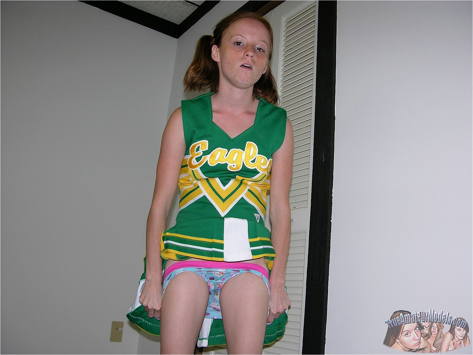 Young cheerleaders pussy