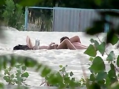 Voyeur tapes 2 blondr fisco couples having sex at the beach